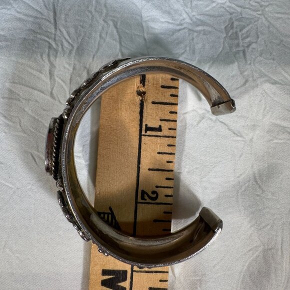 Vintage Silver Cuff Bracelet With Turquoise Stone & Intricate Engravings - Picture 10 of 11